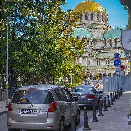 Aristocratic Next To Cathedral By Flat Mаnager Apartment Sofia