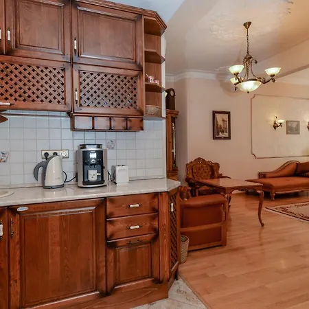 Aristocratic Next To Cathedral By Flat Mаnager Apartment Sofia