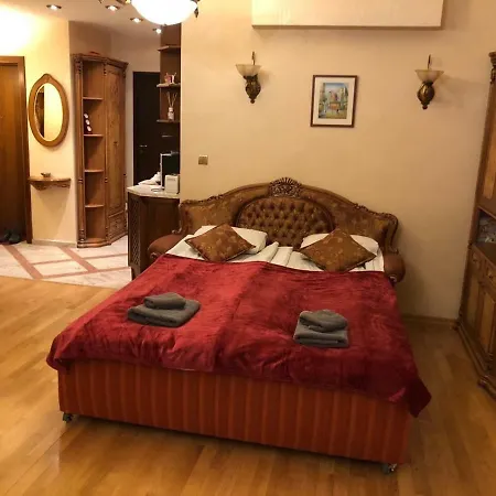 Aristocratic Next To Cathedral By Flat Mаnager