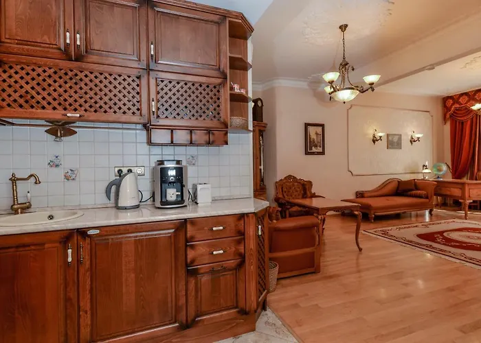 Aristocratic Next To Cathedral By Flat Mаnager Appartement Sofia