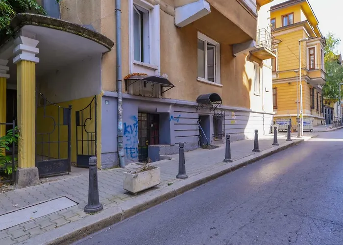 Aristocratic Next To Cathedral By Flat Mаnager